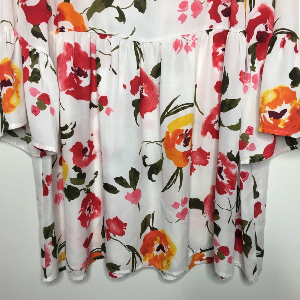 Floral Blouse - Picture 4 of 7